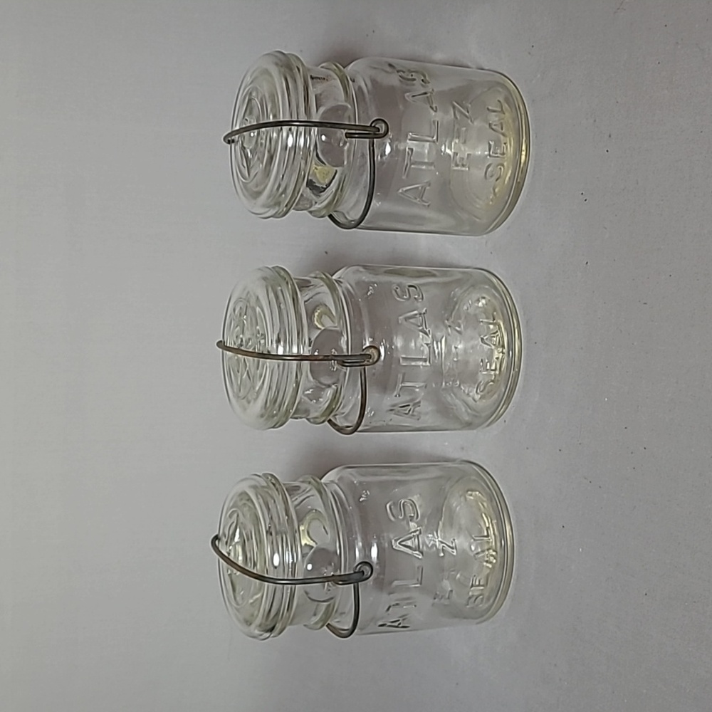 Atlas E - Z Seal Clear Glass Pint Jar Lot